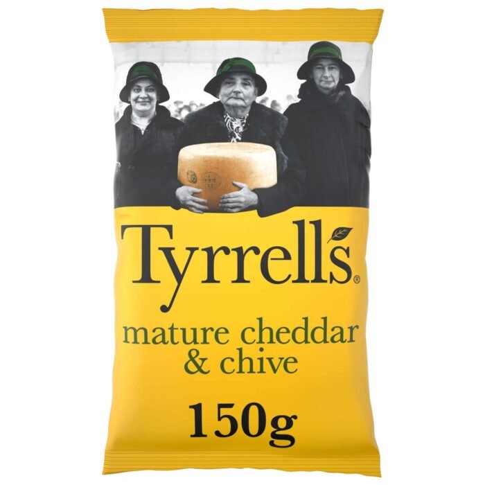 Tyrrells Mature Cheddar and Chive Sharing Crisps - 150g - Image 1